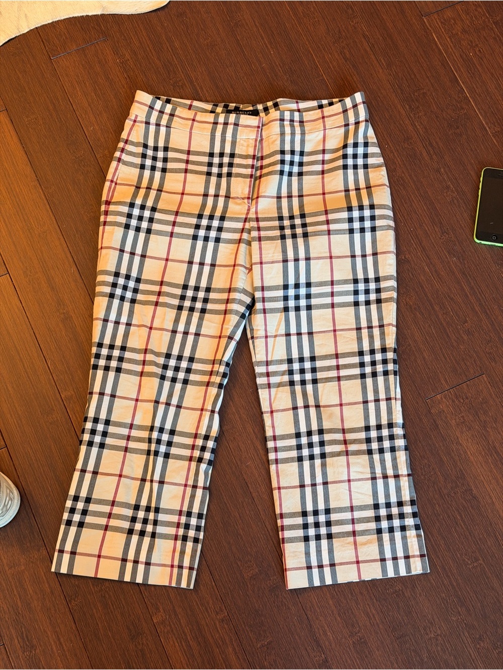 Burberry plaid capris
